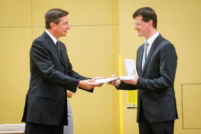 Predsednik republike Zavodu sv. Stanislava vročil odlikovanje srebrni red za zasluge